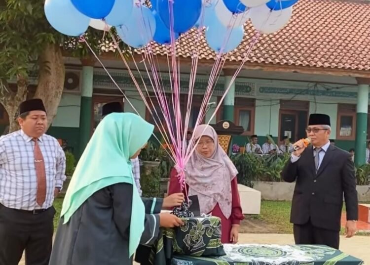 Membangun Karakter dan Kekompakan Melalui PORSEKA di Pondok Pesantren Al Inaayah 1 Screenshot 2025 07 28 17 04 48 784 com.instagram.android edit