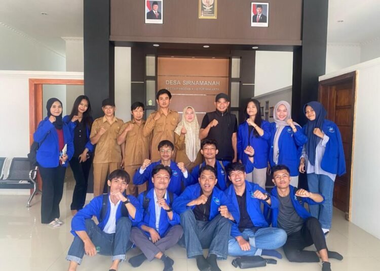 Mahasiswa Laksanakan KKN di Desa Sirnamanah, Fokus pada Pemberdayaan Masyarakat Mengenai UMKM yang Mandiri 1 WhatsApp Image 2025 07 01 at 21.26.35 1d640d47