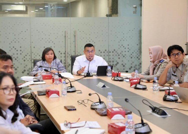 Satukan Komitmen Bersama Komnas HAM, Wamen Ossy Dorong Penyelesaian Konflik Agraria Berbasis HAM dengan Pelibatan Multipihak 5 WhatsApp Image 2025 07 08 at 08.29.44