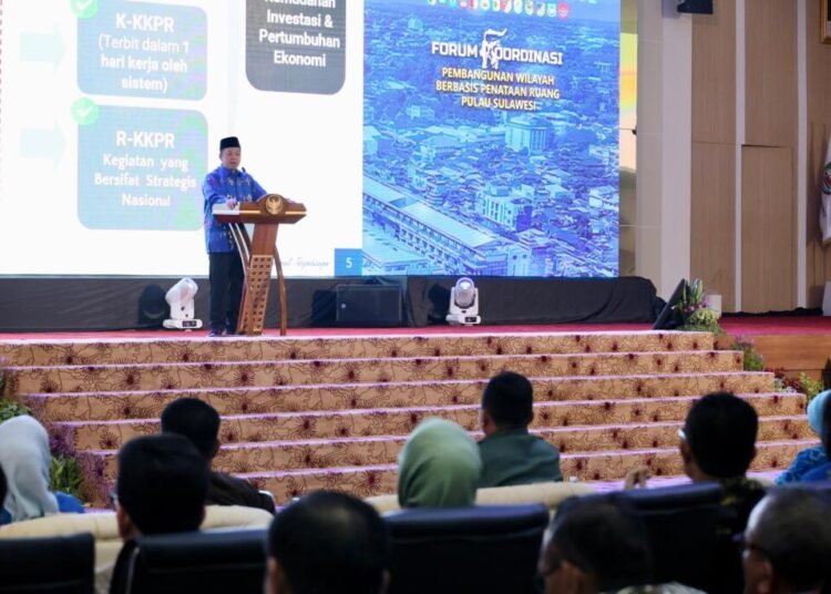 Pada Forum Koordinasi Pembangunan Wilayah Berbasis Penataan Ruang, Menteri Nusron Ajak Kepala Daerah Se-Sulawesi untuk revisi RTRW dan RDTR 1 WhatsApp Image 2025 07 11 at 13.55.33