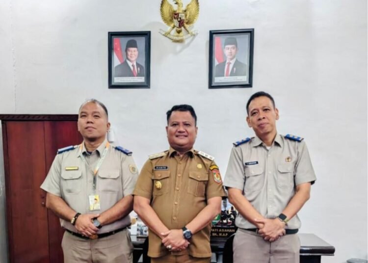 Jalin Silaturahmi, Kepala Kantor Pertanahan Kabupaten Asahan Sambangi Wakil Bupati Asahan 1 WhatsApp Image 2025 07 14 at 16.59.31