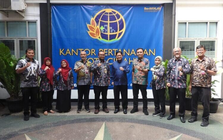 Stafsus Menteri ATR/BPN Tinjau Layanan Publik Kantor Pertanahan Kota Cimahi 1 WhatsApp Image 2025 07 15 at 16.09.22 1