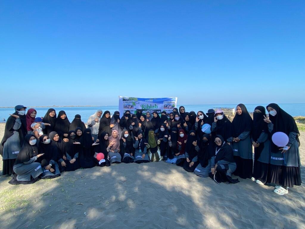 Rihlah SIT Al Fadiyah: Menyatukan Langkah Menuju Generasi 5.0 2 WhatsApp Image 2025 07 29 at 14.29.54 1