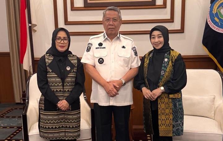 Walikota Tangerang Selatan Benyamin Davnie