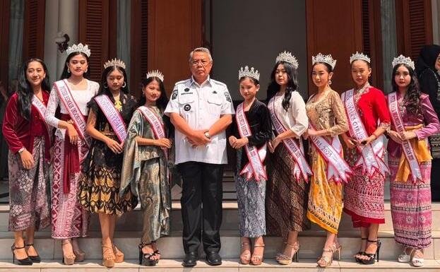 Walikota Tangerang Selatan Benyamin Davnie