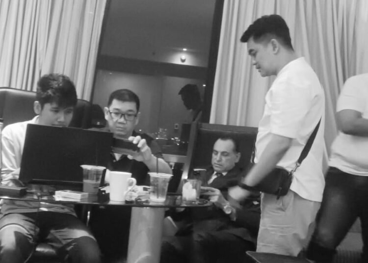 d77d7f7c cdb9 402c bd03 71ff3f803f0c