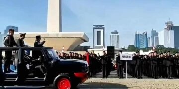 Presiden Prabowo apresiasi Batalyon Perisai Syarikat Islam di momen HUT Bhayangkara ke-79. (Dok. Istimewa)