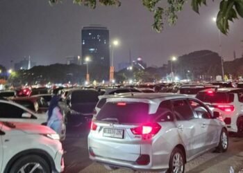 situasi terkini antrean parkir di jiexpo saat jakarta fair jumat 2762025 1751033375212 169