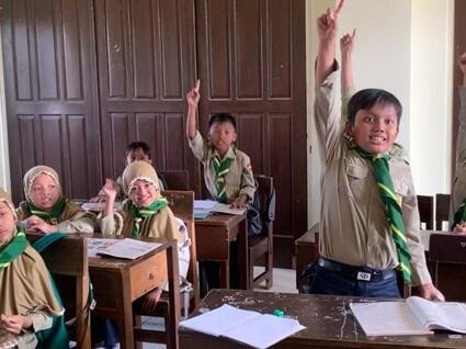 Mahasiswa KKN Tingkatkan Semangat Belajar dan Kepedulian Terhadap Lingkungan Siswa SD Muhammadiyah 07 Wajak 2 22