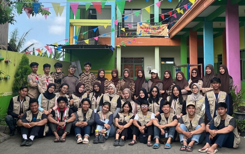 Mahasiswa KKN Tingkatkan Semangat Belajar dan Kepedulian Terhadap Lingkungan Siswa SD Muhammadiyah 07 Wajak 5 55 1