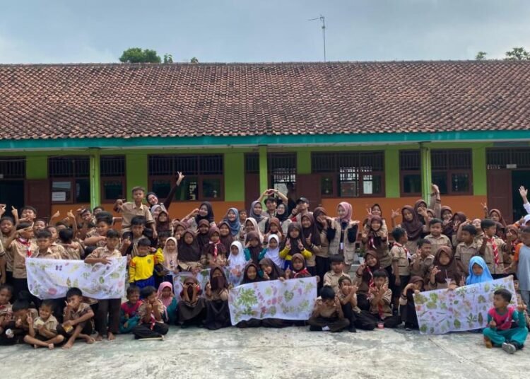 Ecoprinting Mengasah Kreativitas Siswa SD Negeri 01 Serang Bersama Mahasiswa KKN 150 UIN Saizu Purwokerto 1 Ecoprinting