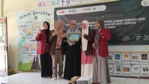Implementasi Storydraw dalam Pembelajaran Numerasi Awal Anak Usia Dini Melalui Pendekatan Deep Learning di Kabupaten Garut 3 Produk Peserta1