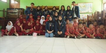 Foto Bersama Siswa-Siswi Kelas 4 dan 5 SDN NGRAYUDAN 01