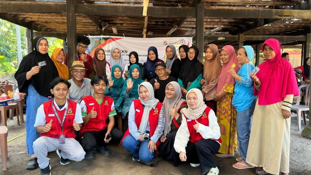 Membangun Kesadaran Digital: Mahasiswa KKNT UNHAS Lakukan Edukasi dan Sosialisasi Pencegahan Kejahatan Cyber Crime 2 dokumentasi zahra 2