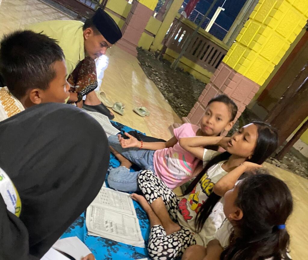 Les Privat Malam di Desa Menyunyur 2 e298cd89 cc35 4561 81df 3485e167ecb9