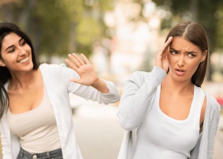 Toxic Positivity: Ketika Selalu 'Stay Positive' Justru Merugikan Mental 1 image upscaler opini berita min