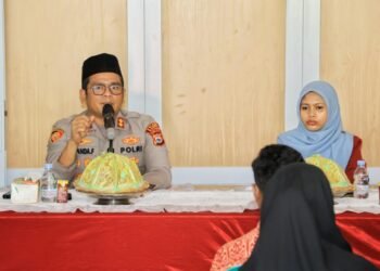 dialog inspiratif antara Kapolres Barru dan kader IMM.