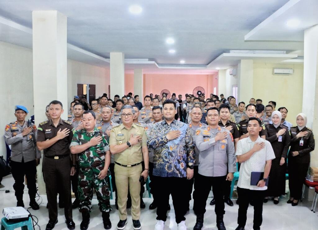 Komisi III DPR RI Tinjau Polres Barru