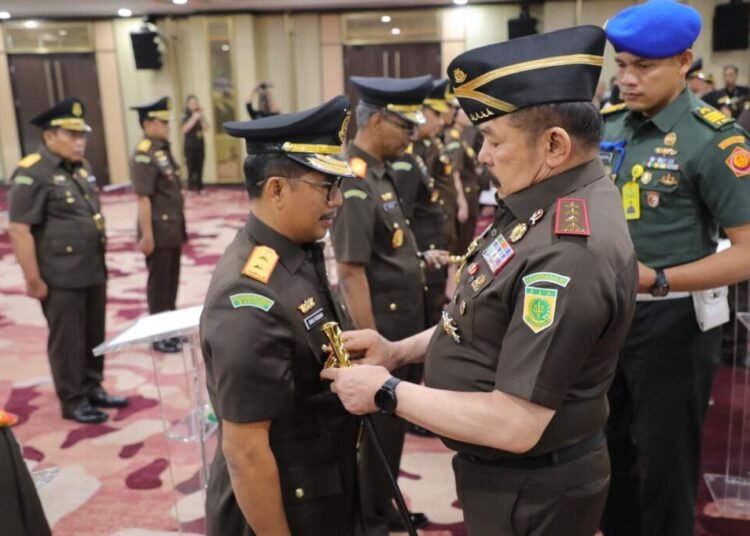 Kursi Kajati Sulsel Berganti, Didik Farkhan Resmi Dilantik 1 Kajati Sulsel