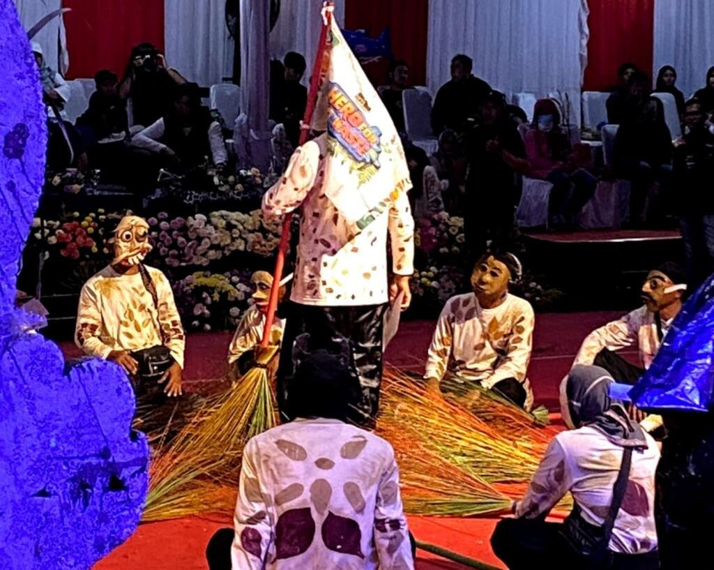 Menjaga Keindahan Batu dari Sampah: Belajar dari Batu Art Flower 2025 2 Batu Art Flower 2025