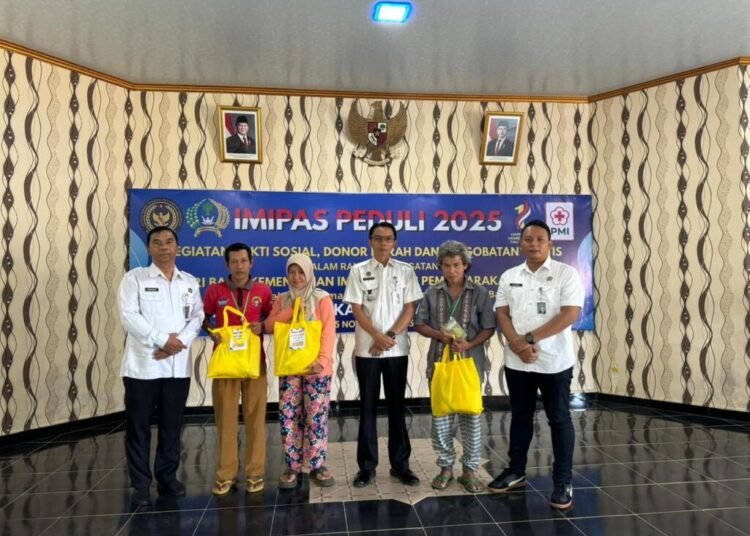 Lapas Arga Makmur Salurkan 100 Paket Bansos dalam Bakti Sosial IMIPAS PEDULI 2025 untuk Keluarga WBP dan Masyarakat 1 IMG 20251116 WA0143