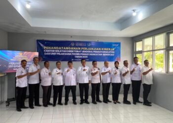 Kalapas Arga Makmur Ikuti Penandatanganan Perjanjian Kinerja di Kanwil Pemasyarakatan Bengkulu 1 IMG 20251120 WA0119