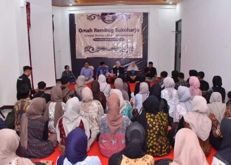 Ruang Pahlawan Kekinian: Pelajar Sukoharjo Tantang Pemerintah Terus Dengar Suara Generasi Z 1 PELATARAN