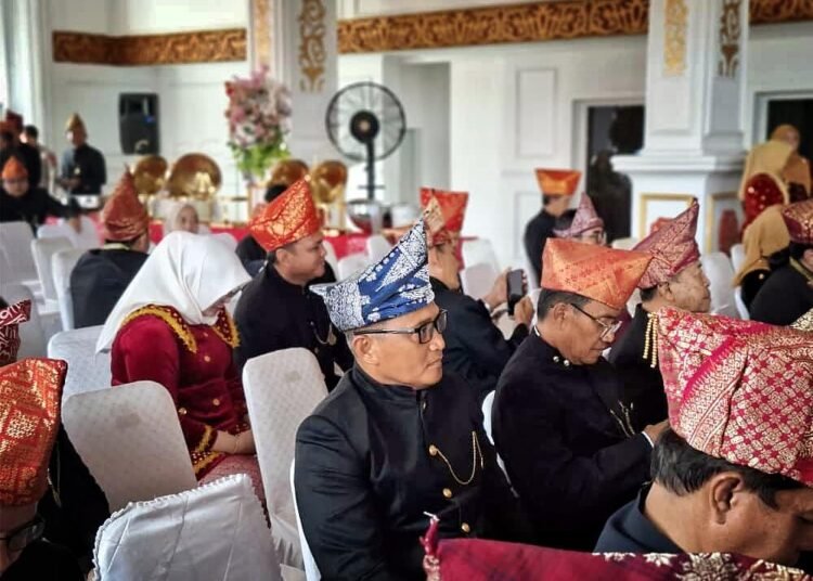 Lapas Bengkulu Dukung Pelestarian Budaya di HUT ke-57 Provinsi Bengkulu 1 Lapas Bengkulu, HUT ke-57 Bengkulu, Pergelaran Budaya Bengkulu, Penganugerahan Gelar Adat, Sutan Inanyat Syah, Helmi Hasan, Lembaga Adat Bengkulu, Julianto Budhi Prasetyono, Balai Raya Semarak, Pemerintah Provinsi Bengkulu, Kearifan Lokal Bengkulu
