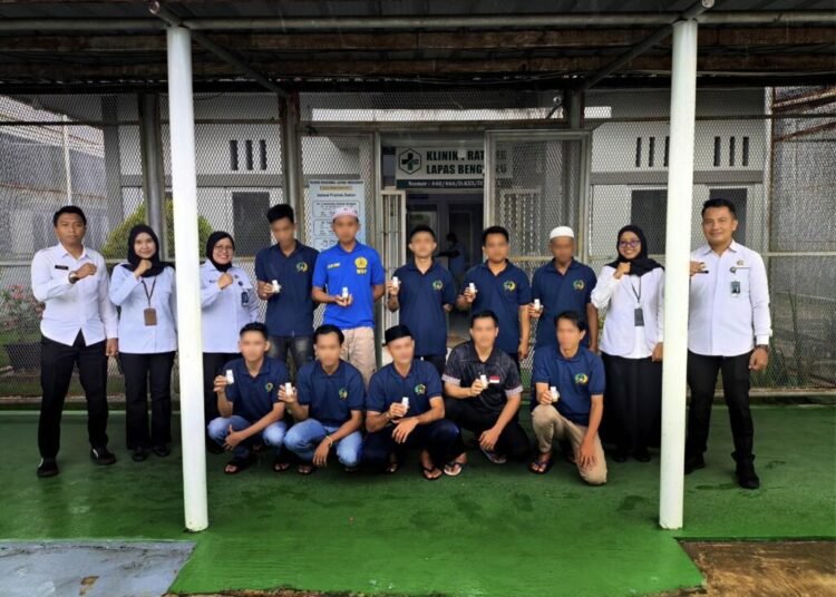 Lapas Bengkulu, Tes Urine WBP, Pembebasan Bersyarat, Program Integrasi, Seksi Binadik, ADM Kamtib, Andika Saputra, Julianto Budhi Prasetyono, Klinik Pratama Lapas Bengkulu, Anti Narkoba, Pembinaan WBP, Pemasyarakatan Bersih