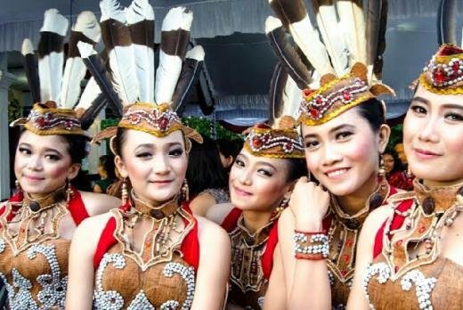 Filsafat Dayak