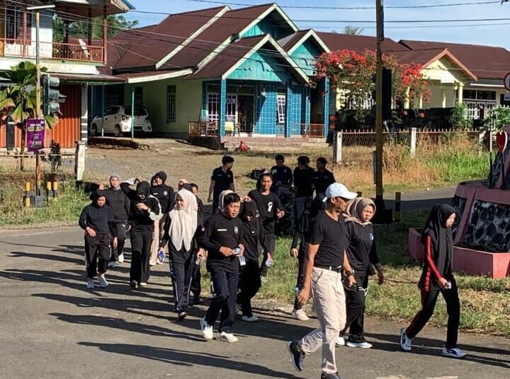 Lapas Kelas IIB Arga Makmur Gelar Jalan Santai untuk Perkuat Kebersamaan dan Jiwa Raga yang Sehat 1 IMG 20251206 WA0029