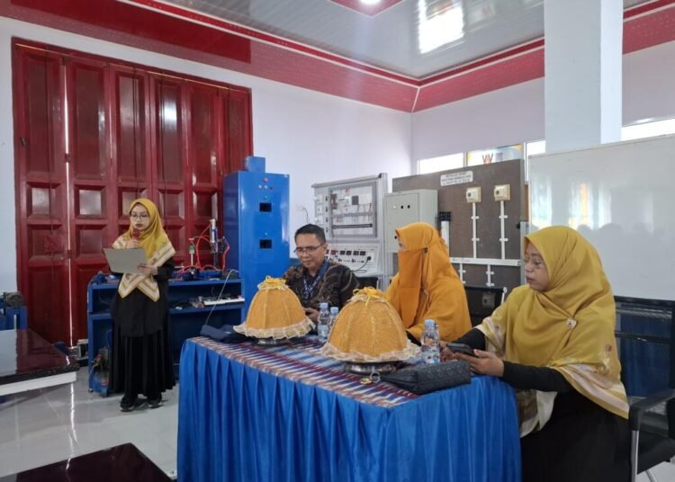 Workshop TEFA menjadi bagian dari komitmen SMKN 3 Soppeng sebagai SMK Pusat Keunggulan yang adaptif terhadap kebutuhan industri.