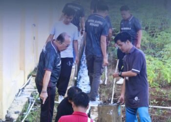 Wujudkan Pemasyarakatan Sehat, ASN dan Peserta Magang Lpka Bengkulu Laksanakan Kerja Bakti Bersama 4 WhatsApp Image 2025 12 06 at 10.53.45