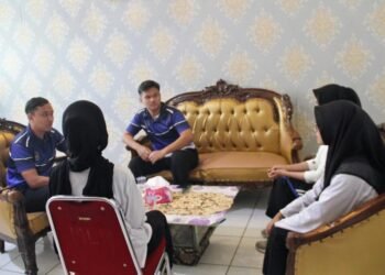 Peserta Magang Hub Kemnaker Terima Arahan dari Kasubsi Registrasi dan Bimkemaswat 3 Lapas Bengkulu, Magang Hub Kemnaker, Kasubsi Registrasi, Kasubsi Bimkemaswat, Pembinaan Pemasyarakatan, Kegiatan Lapas