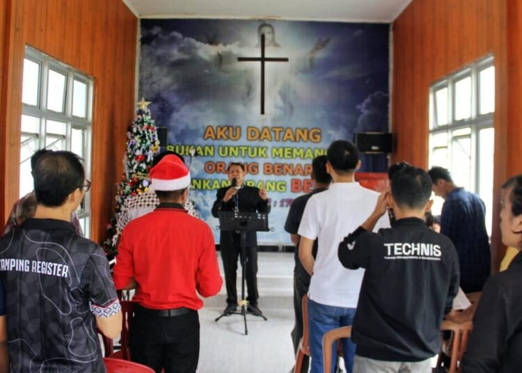 Lapas Bengkulu, Ibadah Natal Lapas, Gereja Getsmani, Pembinaan Kerohanian WBP, Natal di Lapas, Pendeta Panca Andronixoss, Mahasiswa UNIB
