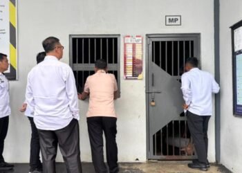 Pastikan Keamanan Natal 2025, Kakanwil Ditjenpas Bengkulu Lakukan Pengawasan di Rutan Bengkulu 1 WhatsApp Image 2025 12 25 at 13.56.45 2