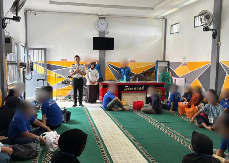 Perubahan Jadwal Kunjungan Hari Sabtu, Kasubsi Yantah Sosialisasikan Jadwal Layanan Kunjungan Terbaru 1 7588bea7 0450 412a 9244 5f615fa4e995