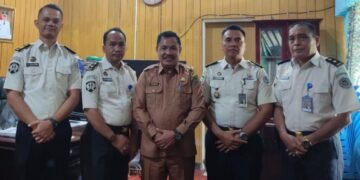 Hijau Ilustrasi Konsep 3R Presentasi