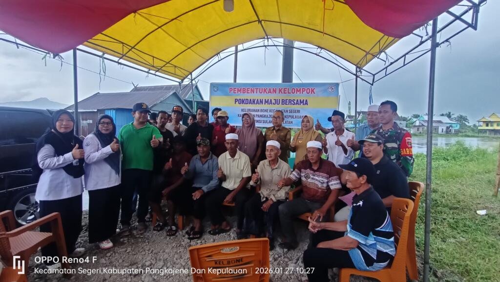 Dorong Ekonomi Tambak, Pokdakan Maju Bersama Terbentuk 2 Pokdakan Maju Bersama resmi terbentuk di Kelurahan Bone, Kecamatan Segeri, Kabupaten Pangkep.
