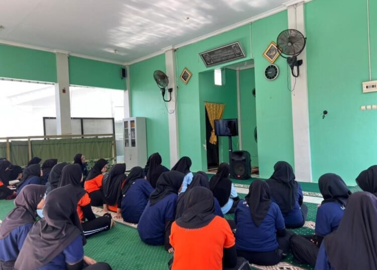 LPP Bengkulu Gelar Kegiatan Menonton Tausiah bagi Warga Binaan 1 WhatsApp Image 2026 01 26 at 08.53.39 1