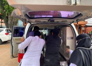 Berikan Pelayanan Prima di Bidang Kesehatan, Lapas Mojokerto Rujuk WBP ke RSUD 1 WhatsApp Image 2026 01 28 at 16.09.47