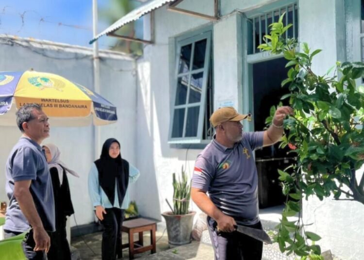 Sambut Bulan Suci Ramadan, Lapas Bandanaira Gelar Kerja Bakti 1 IMG 20260212 WA0032
