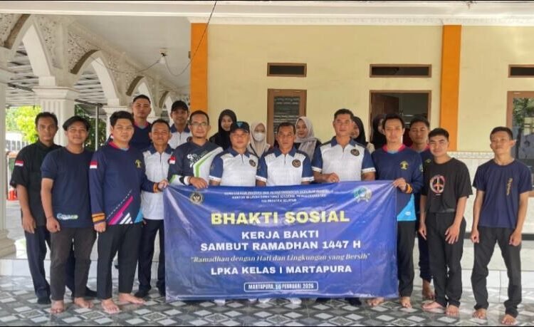 Ramadhan dengan Hati yang Bersih", Aksi Nyata Pegawai LPKA Martapura Rawat Musholla Baiturrahman 1 IMG 20260216 214253 339