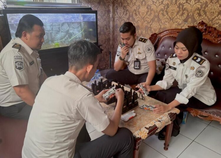 Perkuat Sistem Komunikasi dan Pengamanan, Rutan Bengkulu Laksanakan Penambahan dan Pemeliharaan HT 1 WhatsApp Image 2026 02 02 at 14.26.52