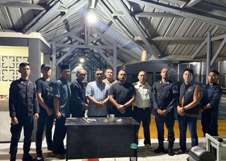 Lapas Arga Makmur Gelar Razia Malam untuk Perkuat Keamanan dan Ketertiban Blok Hunian 1 WhatsApp Image 2026 02 20 at 12.09.30