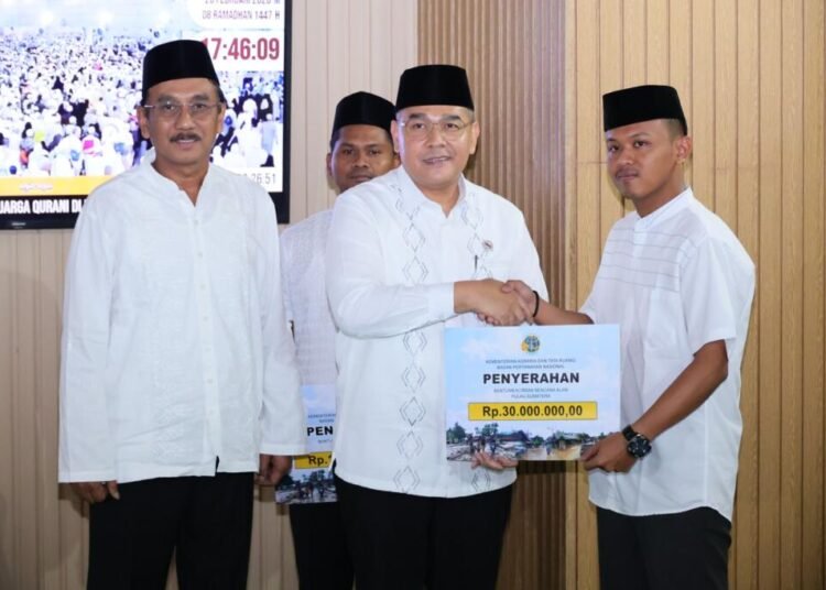 Berbagi di Bulan Suci Ramadan, Kementerian ATR/BPN Salurkan Bantuan untuk Pegawai Terdampak Bencana di Aceh 1 WhatsApp Image 2026 02 27 at 08.37.18