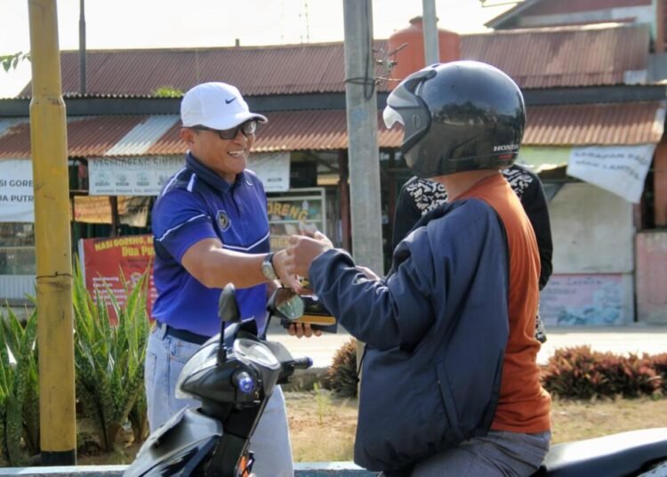 Aksi Sosial Ramadan, Lapas Bengkulu Berbagi Takjil di Jalan Raya 1 Lapas Bengkulu, Lapas Kelas IIA Bengkulu, Ramadan 2026, Berbagi Takjil, Aksi Sosial Lapas, PIPAS Bengkulu, Pemasyarakatan Peduli, Bengkulu