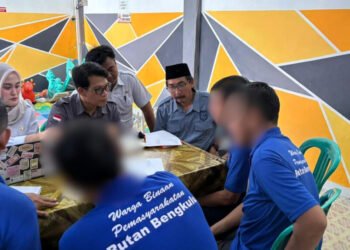 ab80e808 f4d7 4104 97f3 b88ecb6c8df5