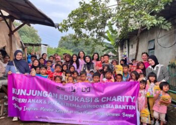 Puteri Anak Remaja Indonesia Banten Gelar Kunjungan Edukasi dan Charity untuk Penguatan Literasi Anak 1 Puteri Anak Remaja Indonesia Banten Gelar Kunjungan Edukasi dan Charity untuk Penguatan Literasi Anak