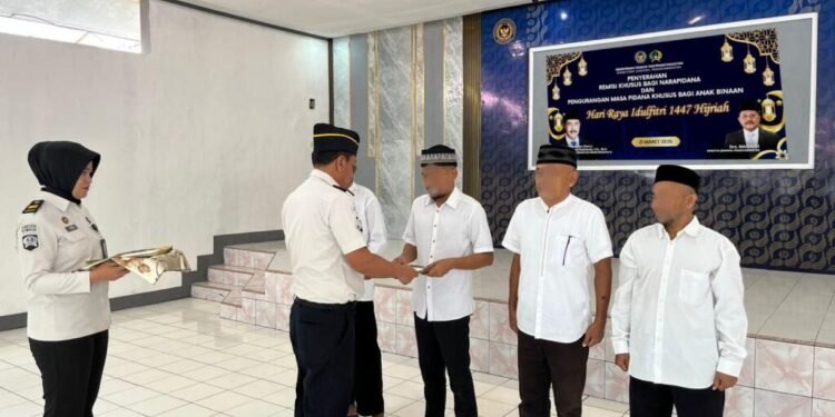 Lapas Ternate Berikan Remisi Khusus Idul Fitri bagi Warga Binaan 3 2 1